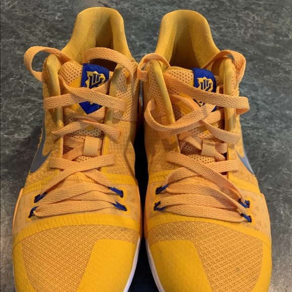 kyrie 3 mac and cheese mens